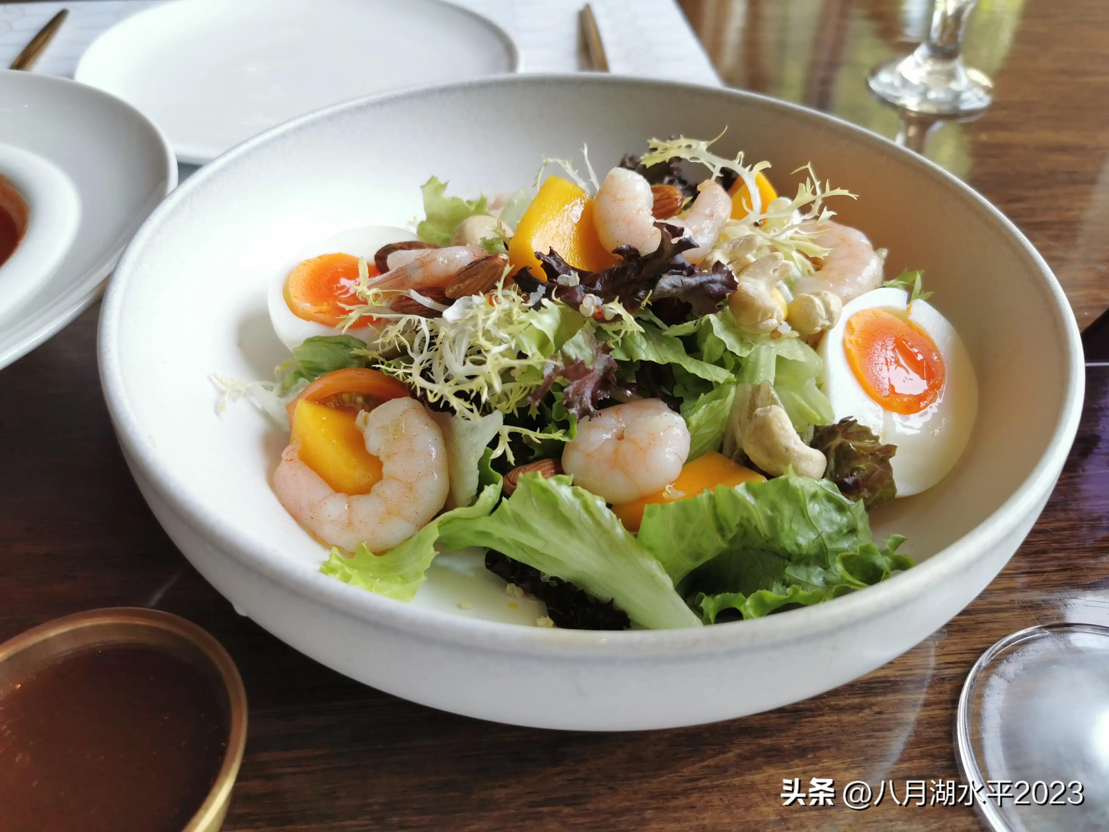 中餐上菜顺序_完整的西餐八道菜顺序_西餐怎样上菜